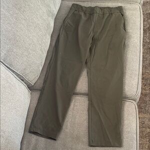 Vuori Women's Olive Chinos